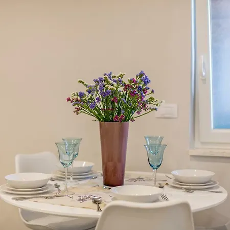 Luxury Beyond Apartment *