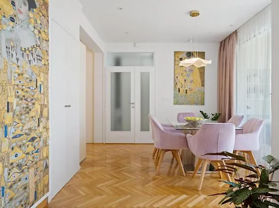 Luxury Beyond Appartement